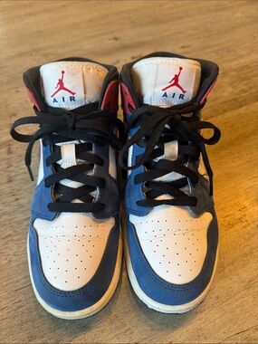 Jordan Kids' Nike High Tops Kids Size 5.5
